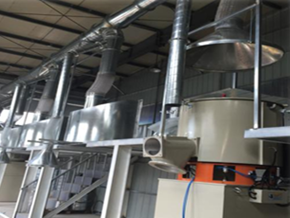 Dust collection in Feeding-hopper exhaust
